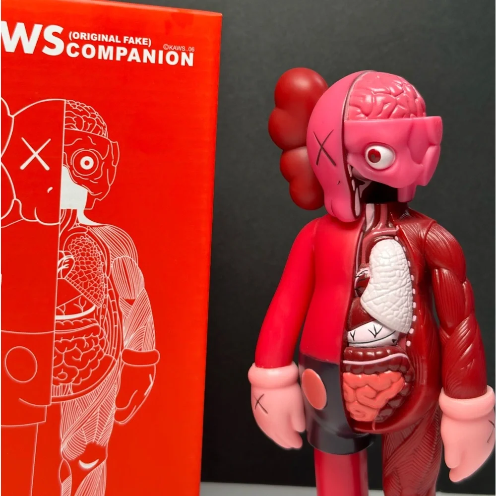 Kaws Figures - Picture 7 of 8
